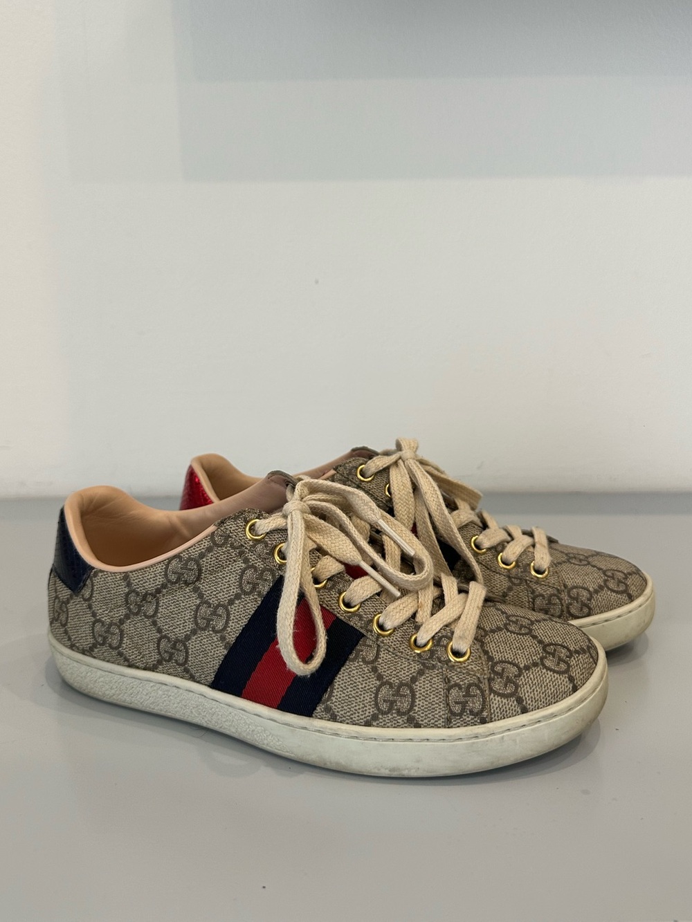 Gucci GG Supreme Sneakers